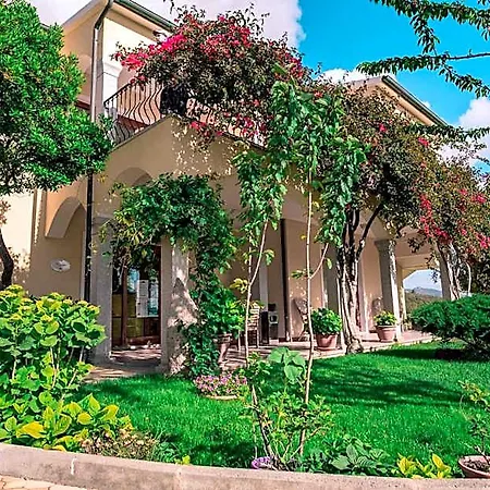 Hotel The Fantastic Residenza Badus 1 Bedroom Sleeps 4 Child Badesi