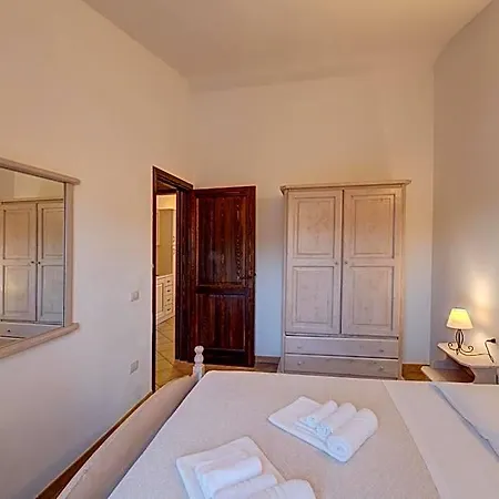 The Fantastic Residenza Badus 1 Bedroom Sleeps 4 Child 3* Badesi