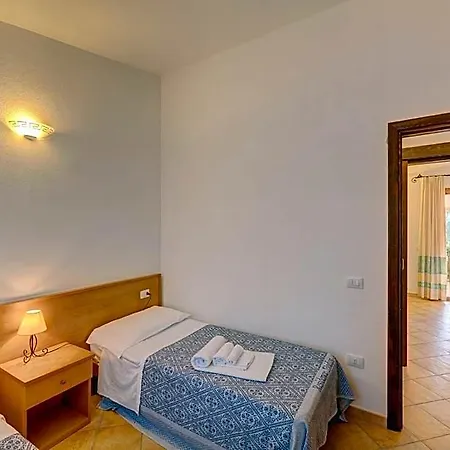 The Fantastic Residenza Badus 1 Bedroom Sleeps 4 Child Hotel