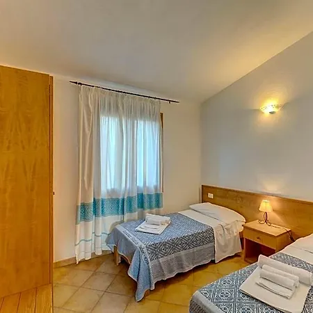 Hotel The Fantastic Residenza Badus 1 Bedroom Sleeps 4 Child